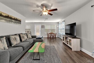 5036 Firstmate Wy in Bellview, FL - Building Photo - Building Photo