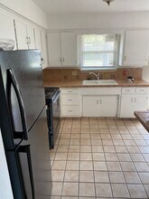 1829 S Craig Cir in Rogers, AR - Building Photo - Building Photo
