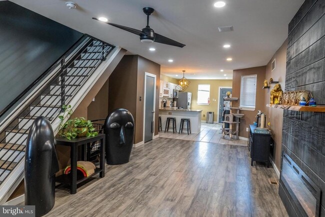 823 S 56th St in Philadelphia, PA - Building Photo - Building Photo