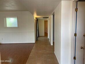 8473 E Pierce St in Scottsdale, AZ - Building Photo - Building Photo