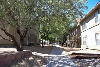 Verde Vista - Income Restricted in Cottonwood, AZ - Building Photo - Building Photo