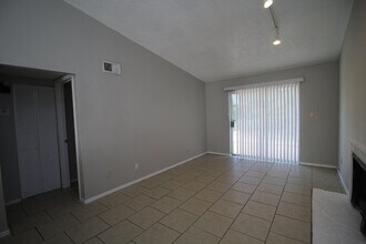 7806 Calahan Pl, Unit Unit B in Pensacola, FL - Building Photo - Building Photo