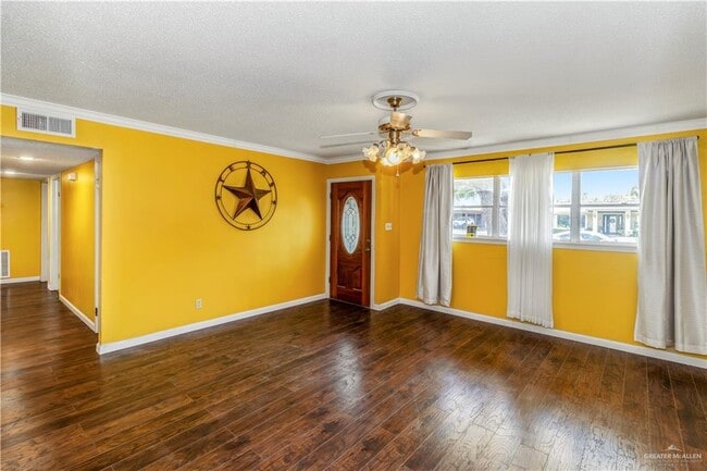 1706 Hibiscus Ave in McAllen, TX - Building Photo - Building Photo