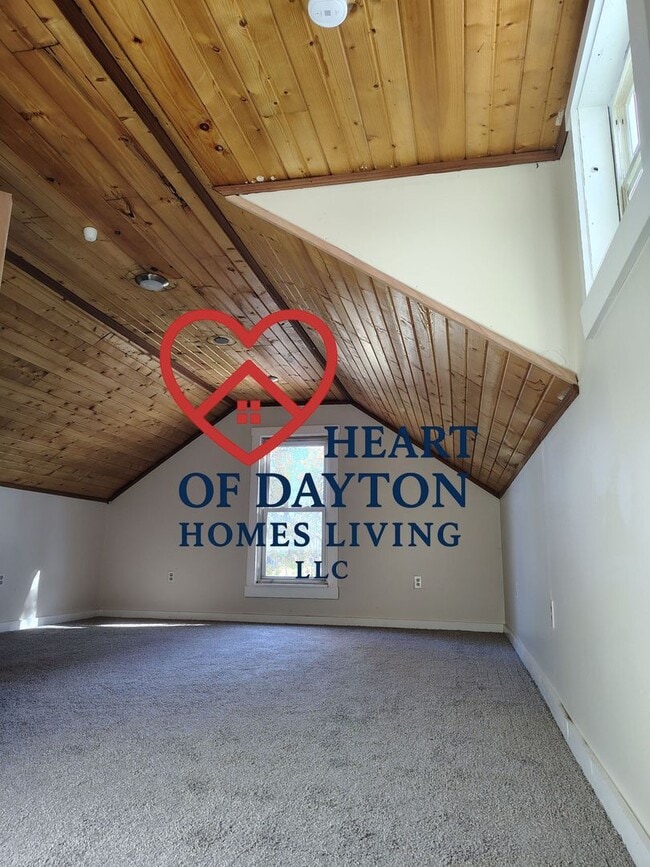 property at 31 W Great Miami Blvd