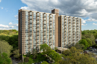 River Park House in Philadelphia, PA - Building Photo - Building Photo