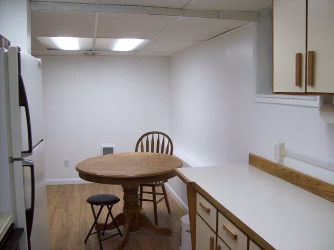 1111 13th St W in Columbia Falls, MT - Building Photo - Building Photo