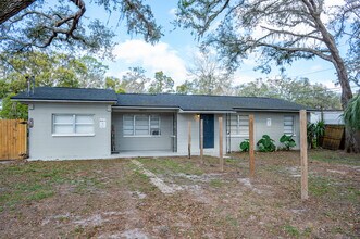 38313 Tucker Rd in Zephyrhills, FL - Building Photo - Building Photo