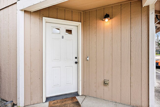 4330 S Lawrence St in Tacoma, WA - Building Photo - Building Photo