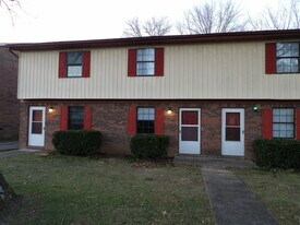 207 Landings Dr in Frankfort, KY - Building Photo