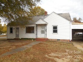 202 N Merritt Ave in Salisbury, NC - Building Photo