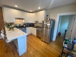 18 Chandler St, Unit 2 in Somerville, MA - Building Photo - Building Photo