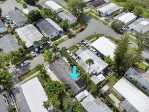 21831 NW 6th Ct in Pembroke Pines, FL - Building Photo - Building Photo