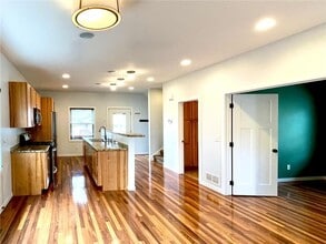 403 Monroe Ave S in Hopkins, MN - Building Photo - Building Photo