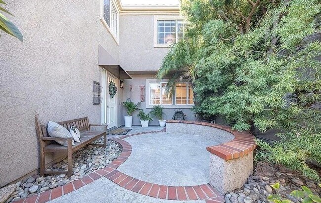 28076 Hastings in Mission Viejo, CA - Building Photo - Building Photo