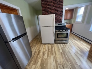 85 Vinton St in Providence, RI - Building Photo - Building Photo