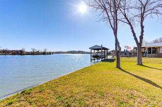 12717 Paradise View Ct W in Willis, TX - Building Photo - Building Photo
