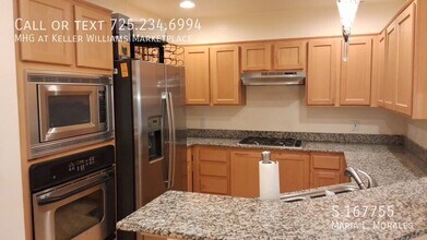 31 E Agate Ave in Las Vegas, NV - Building Photo - Building Photo
