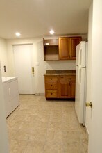 8 Templar Ct, Unit B in Rockville, MD - Building Photo - Building Photo