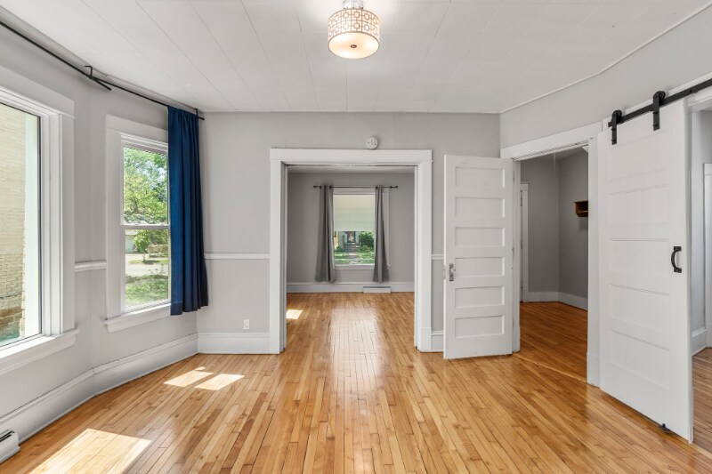 1123 5th St NE in Minneapolis, MN - Building Photo