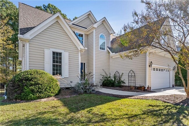 136 Cottswold Ln in Spring Lake, NC - Building Photo - Building Photo