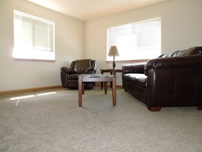 218 7th St SW in Tioga, ND - Building Photo - Building Photo