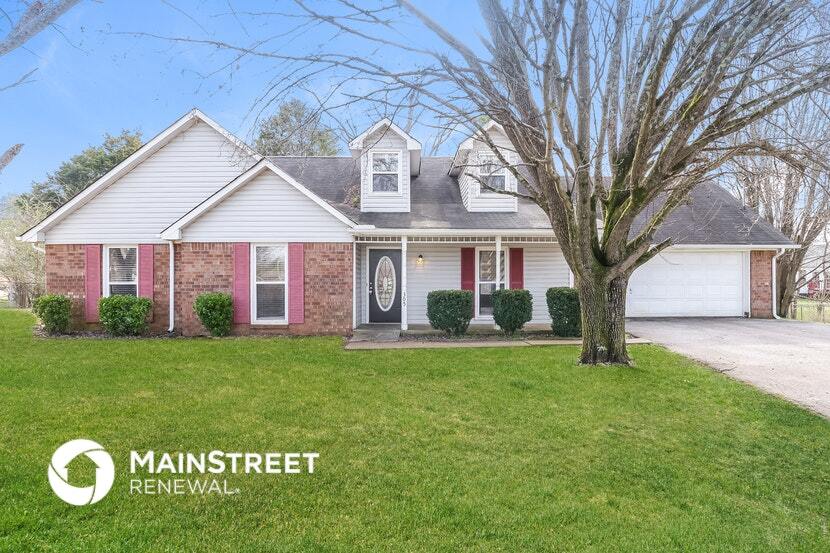 305 Short Ct in Smyrna, TN - Foto de edificio