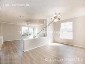 1506 Freestone Dr in Pflugerville, TX - Building Photo - Building Photo