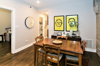 2020 N Hoyne Ave in Chicago, IL - Building Photo - Building Photo