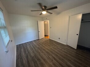 29 Moores Ln S in Newport News, VA - Foto de edificio - Building Photo