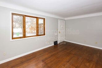 5048 Claremont Blvd in Garfield Heights, OH - Building Photo - Building Photo