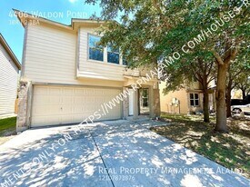 4406 Waldon Pond in San Antonio, TX - Building Photo