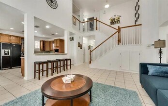 2206 N Carroll Ave in Dallas, TX - Building Photo - Building Photo