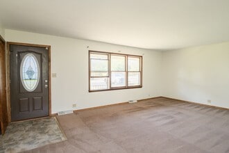 422 Cottam Ave in Wheeler, IN - Building Photo - Building Photo