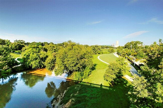 property at 902 Roy St