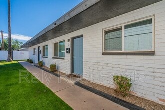 805 E Turney Ave in Phoenix, AZ - Building Photo - Building Photo