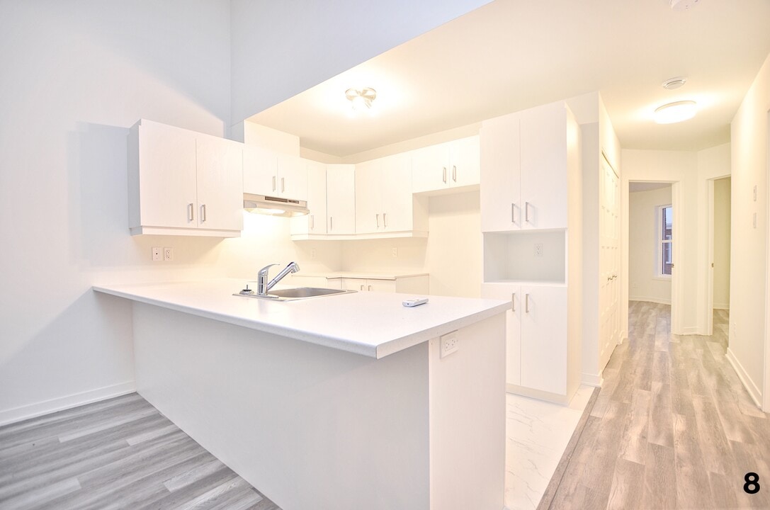 1651 Avenue de Ln in Mascouche, QC - Building Photo