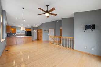 1202 E 61st St in Sioux Falls, SD - Building Photo - Building Photo