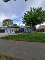 745 Queens Ave in Yuba City, CA - Building Photo