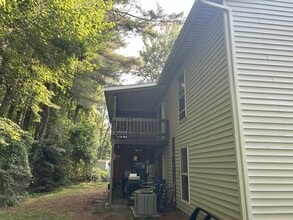 3011 Lone Pine Rd, Unit D in Schenectady, NY - Foto de edificio - Building Photo
