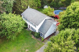 247 Strawridge Rd in Wallkill, NY - Building Photo - Building Photo