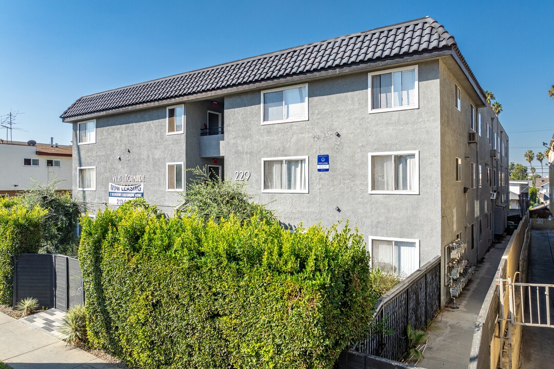 229 S. Normandie Ave. in Los Angeles, CA - Building Photo