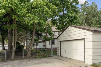 5151 36th Ave S, Unit 2 in Minneapolis, MN - Building Photo - Building Photo