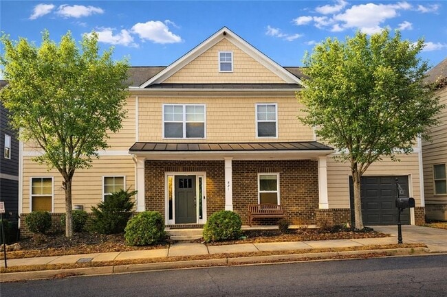 property at 821 Westmoreland Circle Northwest