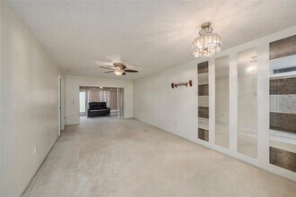 2965 Flint Dr N in Clearwater, FL - Building Photo - Building Photo