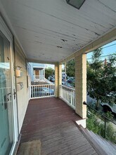 67 Fairfax St, Unit 1 in Somerville, MA - Foto de edificio - Building Photo