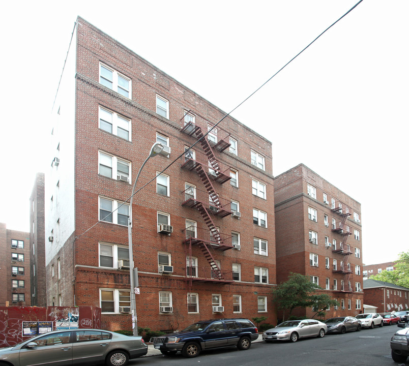 1775 E 13th St in Brooklyn, NY - Building Photo