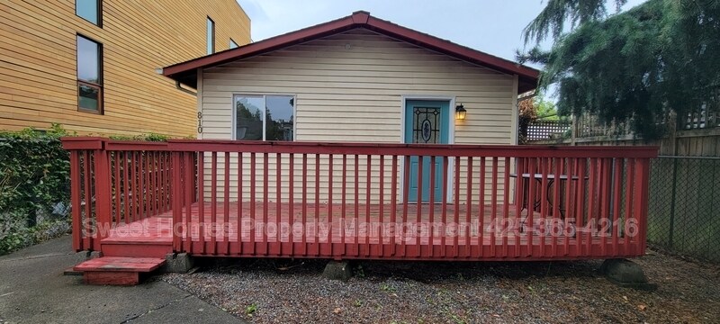 810 23rd Ave in Seattle, WA - Foto de edificio