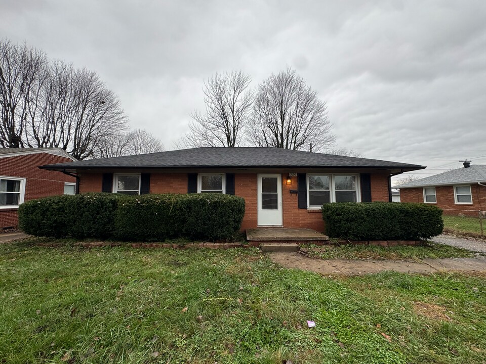 3106 Daviess St in Owensboro, KY - Building Photo