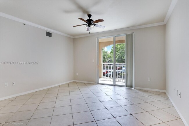 6434 Emerald Dunes Dr in West Palm Beach, FL - Building Photo - Building Photo