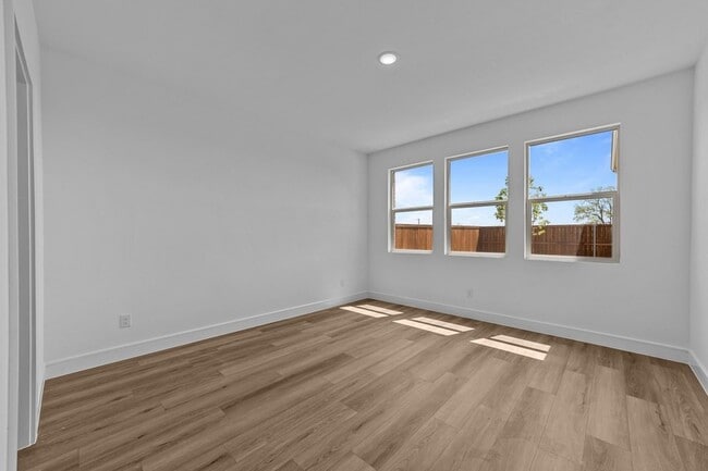 722 Sunflower Trl in Sherman, TX - Building Photo - Building Photo